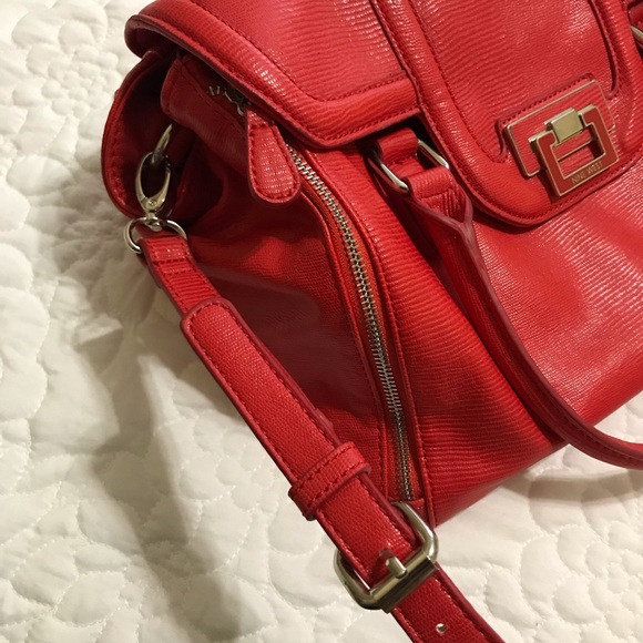 Red Nine West Shoulderbag/Handbag with Strap - Picture 8 of 14